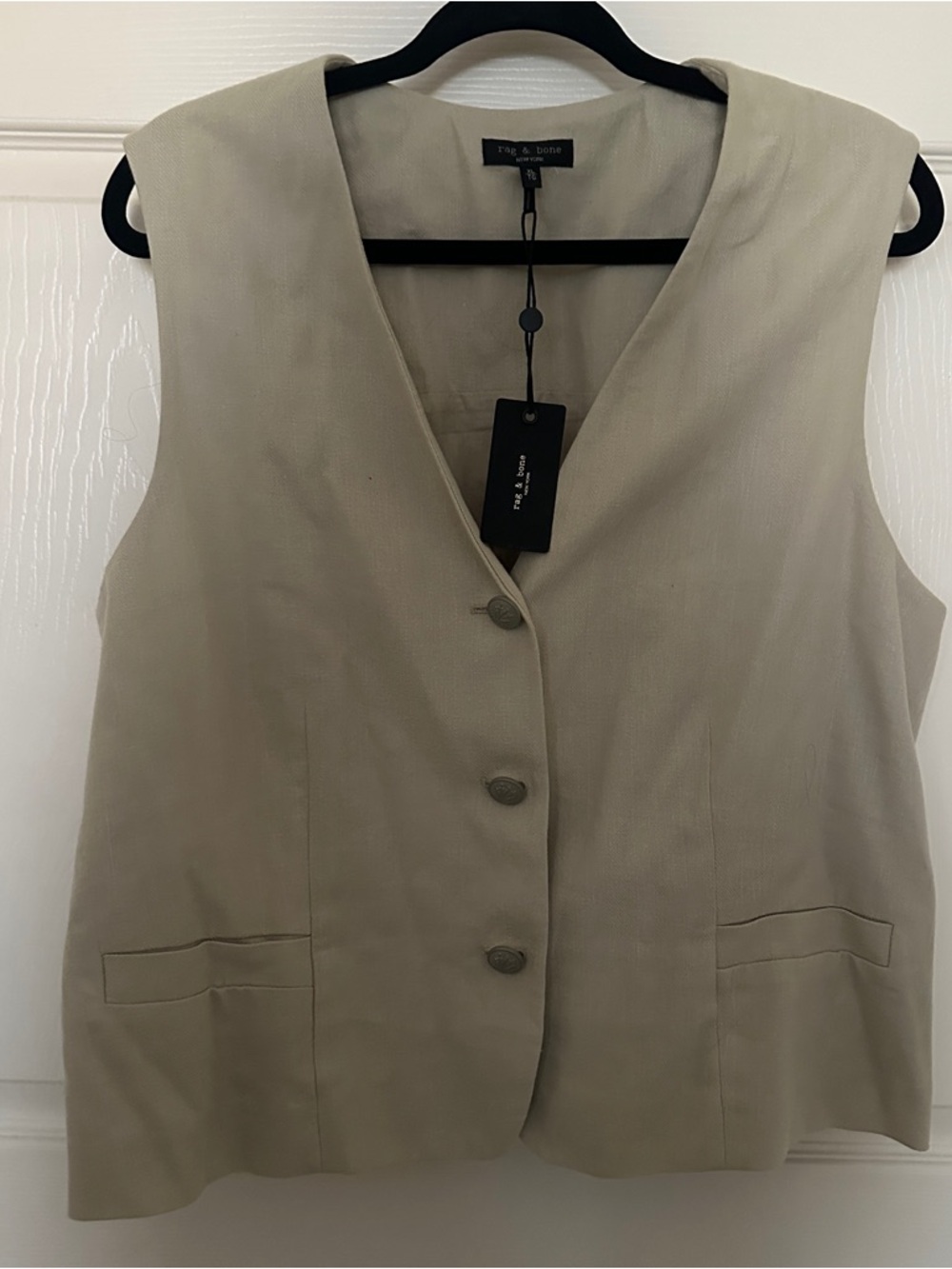 Rag & Bone Sleeveless Button Front Vest in  Beige